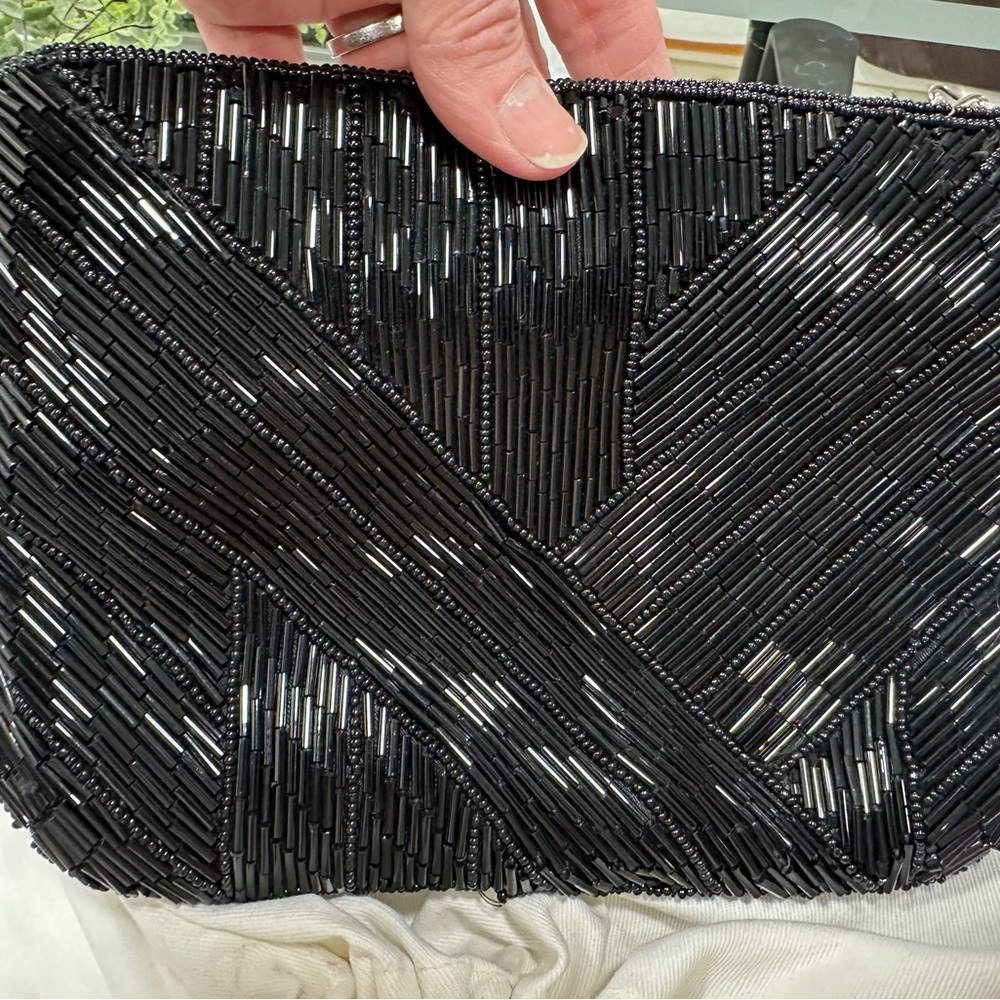 La Regale Black and Silver Beaded Clutch
